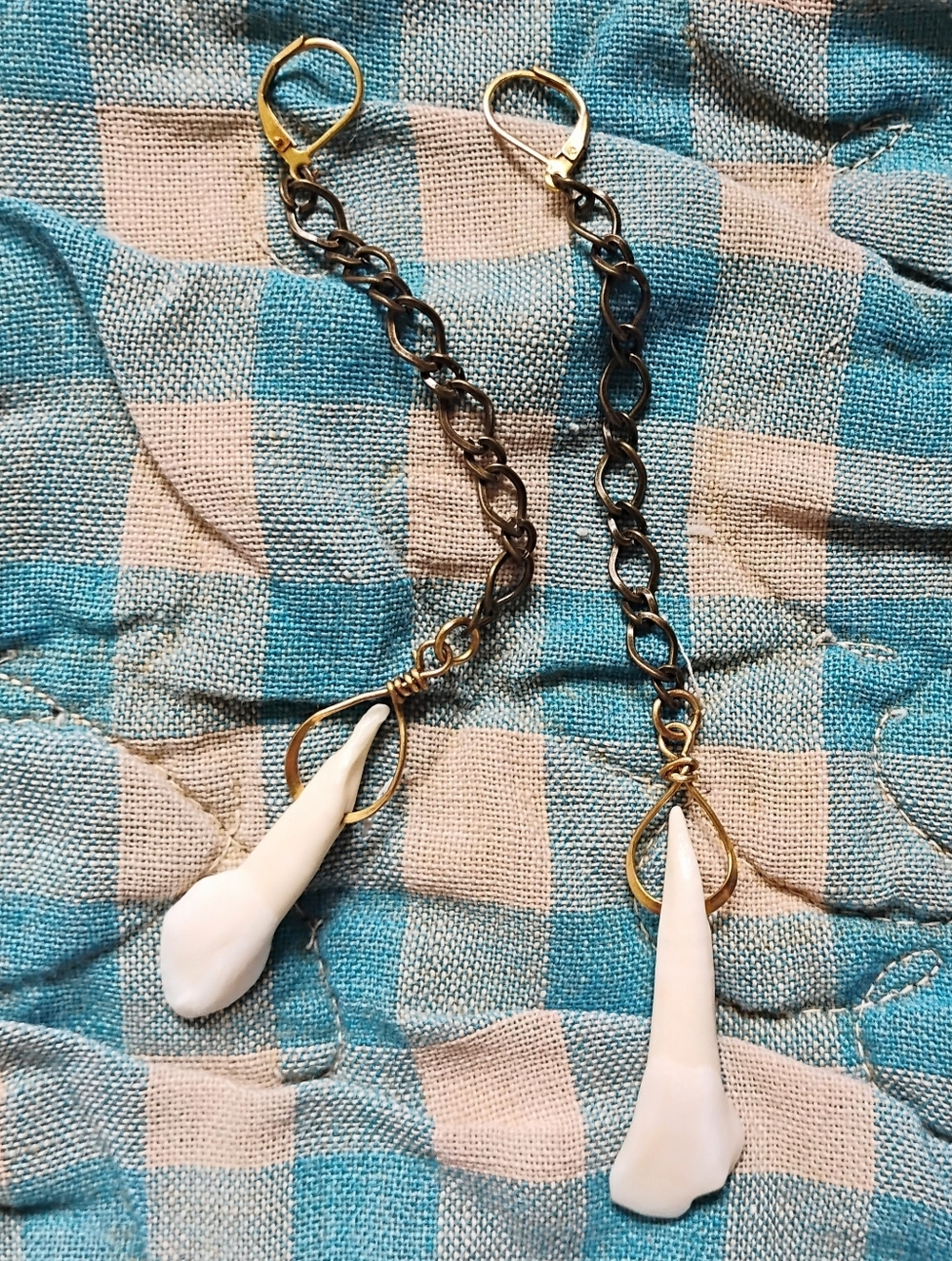Long Buffalo Tooth Chain Earrings - Handmade - Picture 5 of 6